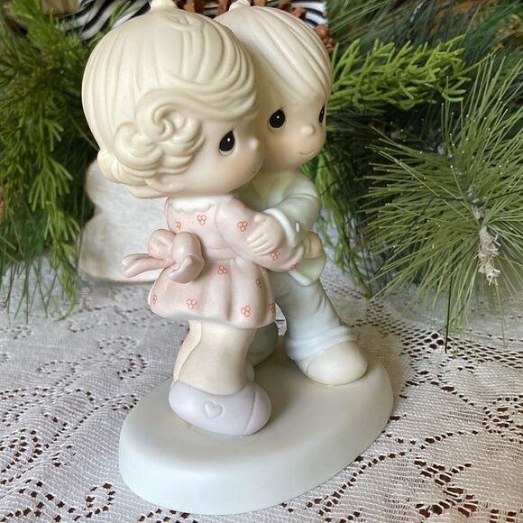 Precious thank 1990 Hug One Another EUC - Picture 2 of 14